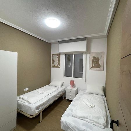 Ferienwohnung Ls18 By Zanis Torrevieja Exterior foto
